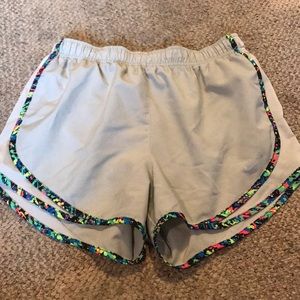 Gray Nike Athletic Shorts with liner 🏃🏻‍♀️